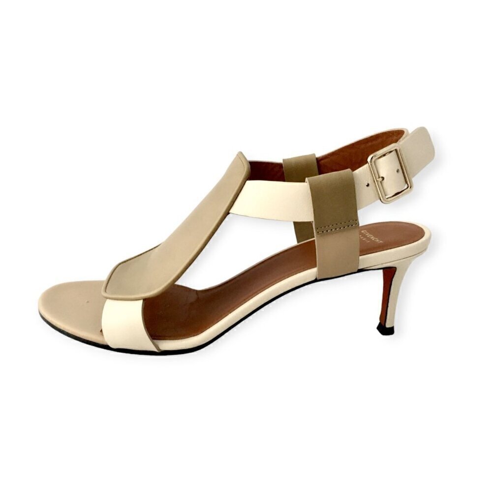 Givenchy two‎ tone sling back sandals in Ecru and Beige Leather,  Size 39EU.